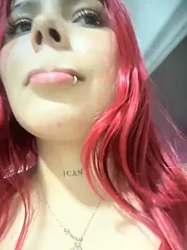 Snapshot of Gisell_Daniela1 chatting on 11/11/25, 09:26 Gisell Daniela1 online show from 11/11/25, 09:26