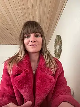 Snapshot of Milla__one chatting on 02/03/25, 12:57 Milla one online show from 02/03/25, 12:57