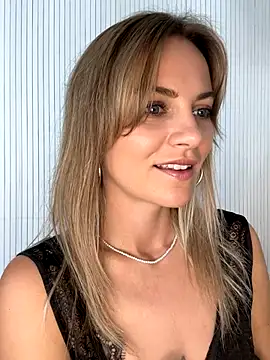 Snapshot of Milla__one chatting on 09/18/25, 08:05 Milla one online show from 09/18/25, 08:05