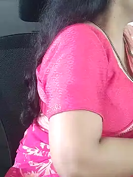 Snapshot of Deepthi_Mysore chatting on 12/25/24, 06:20 Deepthi Mysore online show from 12/25/24, 06:20
