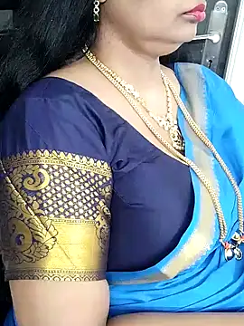 Snapshot of Deepthi_Mysore chatting on 01/08/25, 02:03 Deepthi Mysore online show from 01/08/25, 02:03