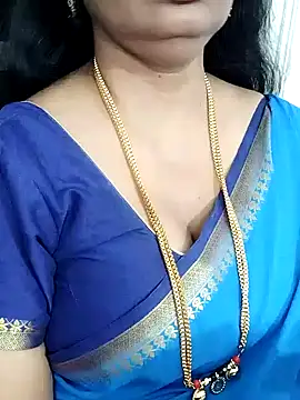 Snapshot of Deepthi_Mysore chatting on 01/21/25, 07:17 Deepthi Mysore online show from 01/21/25, 07:17