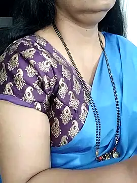 Snapshot of Deepthi_Mysore chatting on 02/22/25, 10:31 Deepthi Mysore online show from 02/22/25, 10:31