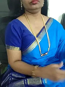 Snapshot of Deepthi_Mysore chatting on 03/05/25, 05:18 Deepthi Mysore online show from 03/05/25, 05:18
