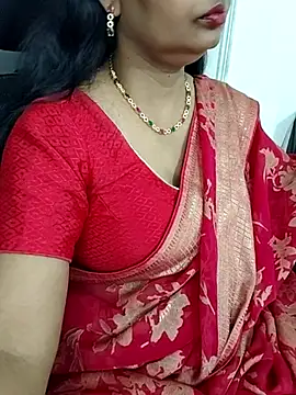 Snapshot of Deepthi_Mysore chatting on 03/08/25, 11:27 Deepthi Mysore online show from 03/08/25, 11:27
