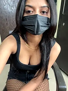 Aakanshaa   online show from 11/12/25, 08:26