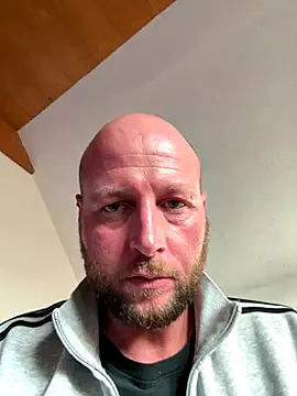 nikeaddicted2 online show from 11/16/25, 02:00