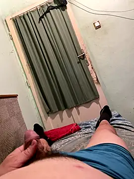 Snapshot of VerylittleDICK11 chatting on 09/14/25, 08:35 VerylittleDICK11 online show from 09/14/25, 08:35