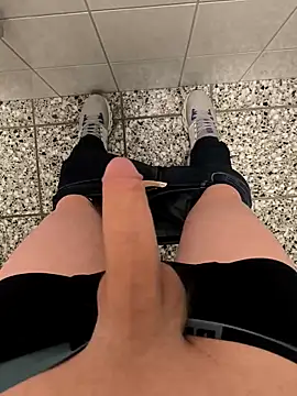 geilehecke1 online show from 02/11/25, 08:26