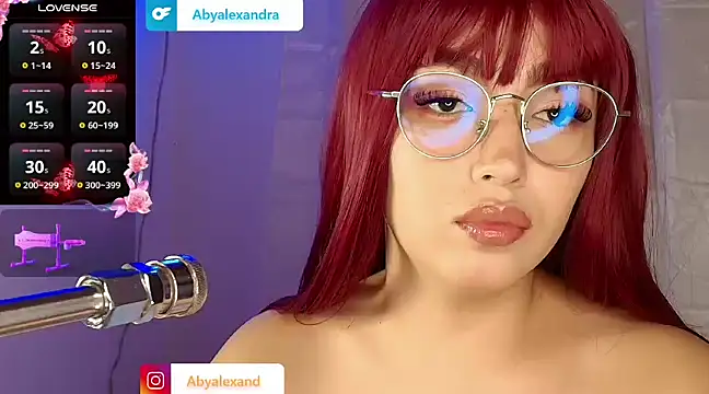 Snapshot of baby_alexx chatting on 02/01/25, 08:39 baby alexx online show from 02/01/25, 08:39