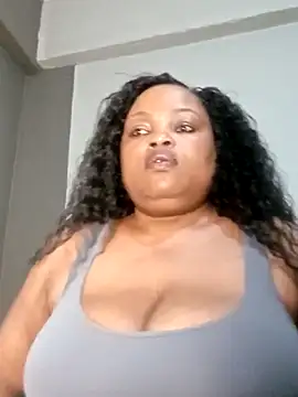 hugemelonsxxx online show from 10/15/25, 07:03