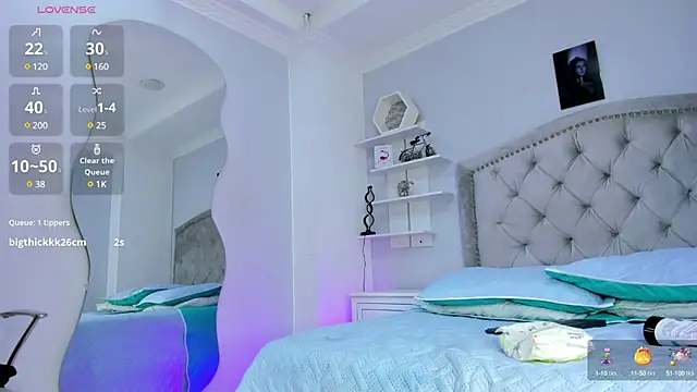 Snapshot of LiaFlowers chatting on 12/11/24, 03:02 LiaFlowers online show from 12/11/24, 03:02