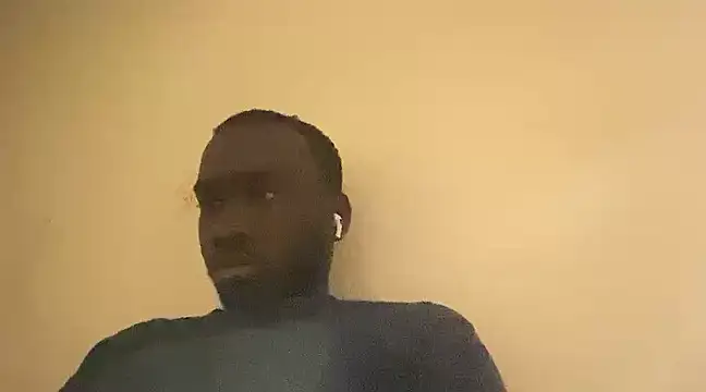 Snapshot of abdoul- chatting on 02/09/25, 06:11 abdoul- online show from 02/09/25, 06:11
