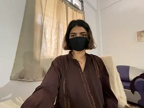 MaYaa  11 online show from 01/22/25, 11:56