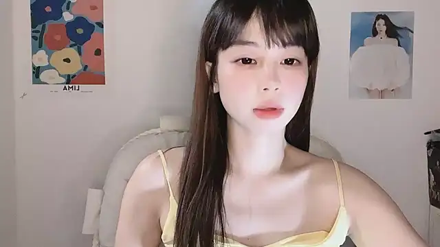 -Hottie online show from 11/14/25, 04:17