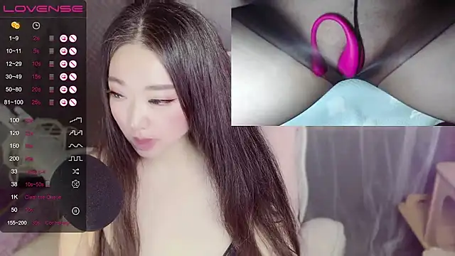 Snapshot of jessie116 chatting on 12/10/24, 04:49 jessie116 online show from 12/10/24, 04:49