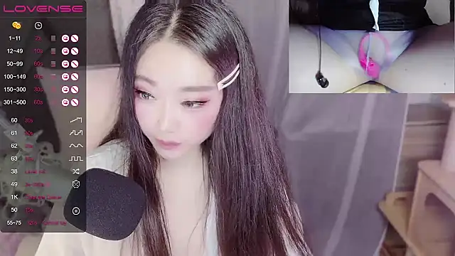 Snapshot of jessie116 chatting on 12/17/24, 08:10 jessie116 online show from 12/17/24, 08:10