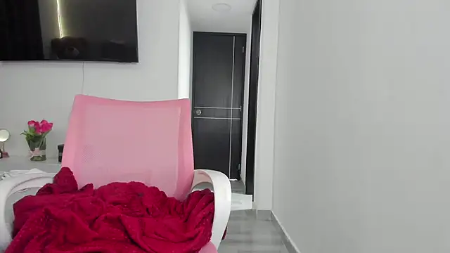 Ori valentina online show from 02/27/25, 11:48