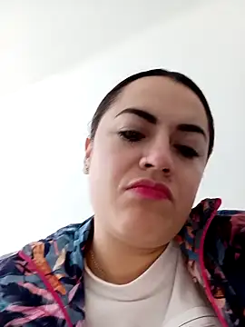 Lesly 10- online show from 10/10/25, 12:48