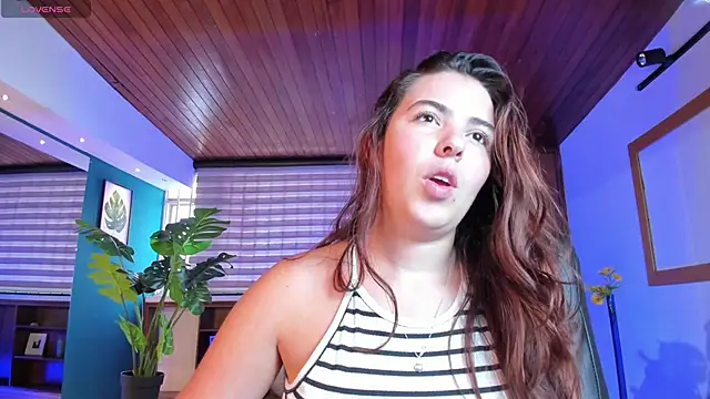 Lyssa Muller online show from 10/09/25, 01:20