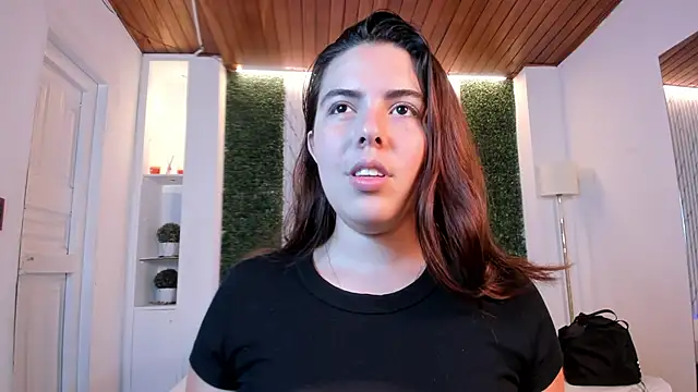 Lyssa Muller online show from 10/23/25, 02:38