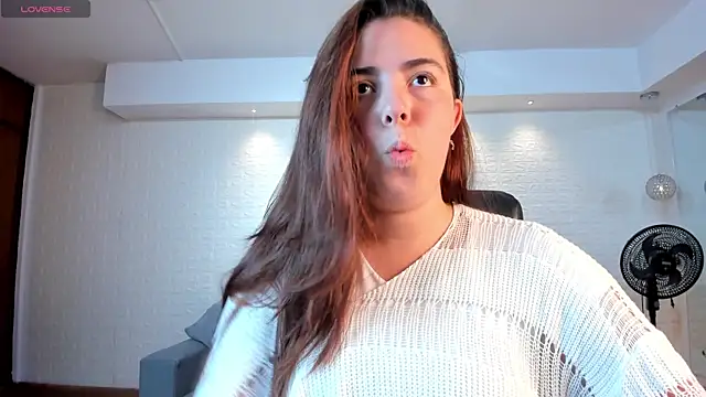 Lyssa Muller online show from 11/10/25, 04:50