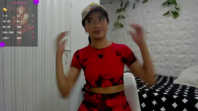 Alina Argi online show from 02/13/25, 01:26