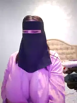 Snapshot of _arabica_ chatting on 01/10/25, 05:02 arabica online show from 01/10/25, 05:02