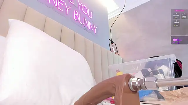 SOFIAGOEZ30 online show from 10/08/25, 10:46