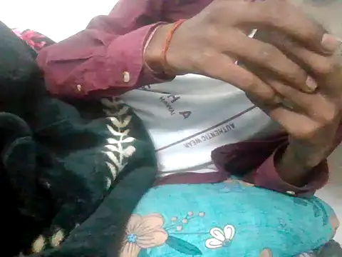 Snapshot of devilsam3327 chatting on 10/11/25, 05:44 devilsam3327 online show from 10/11/25, 05:44