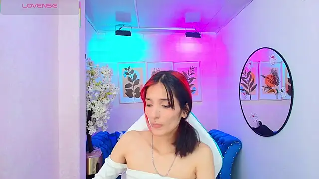 Dafne huges online show from 11/03/25, 07:48