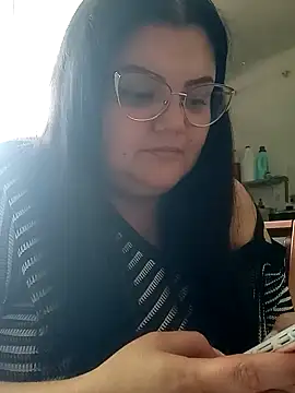 Snapshot of Madisonpalacio chatting on 01/29/25, 05:35 Madisonpalacio online show from 01/29/25, 05:35