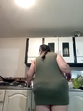 Snapshot of Madisonpalacio chatting on 01/31/25, 11:35 Madisonpalacio online show from 01/31/25, 11:35