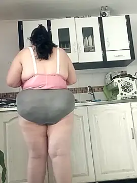 Snapshot of Madisonpalacio chatting on 03/15/25, 03:27 Madisonpalacio online show from 03/15/25, 03:27