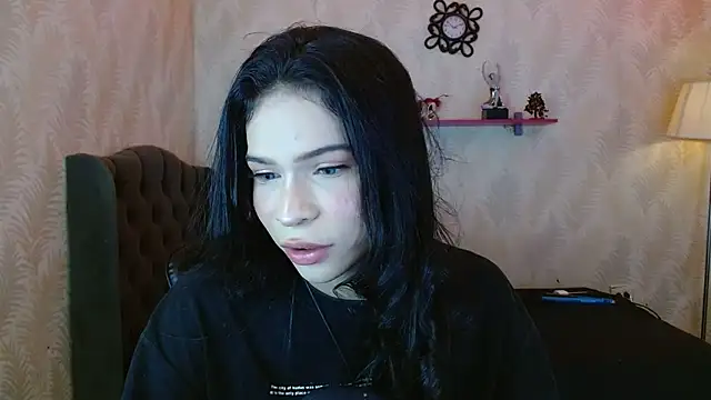 Snapshot of andy_bell_x chatting on 10/11/25, 04:55 andy bell x online show from 10/11/25, 04:55