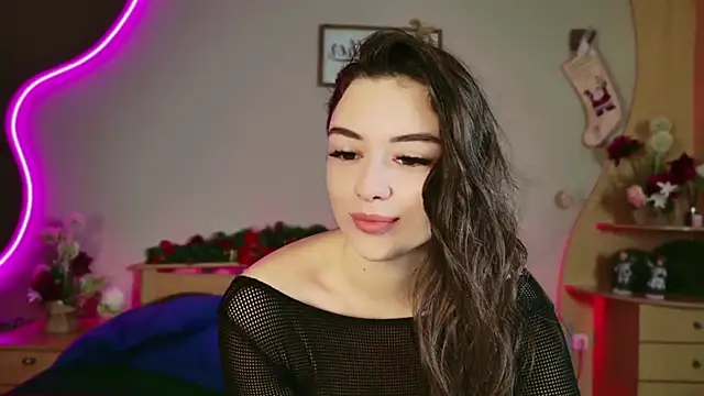 Snapshot of Alisha_Shy chatting on 12/27/24, 10:16 Alisha Shy online show from 12/27/24, 10:16