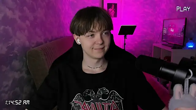 charonbaby1 online show from 10/26/25, 10:15