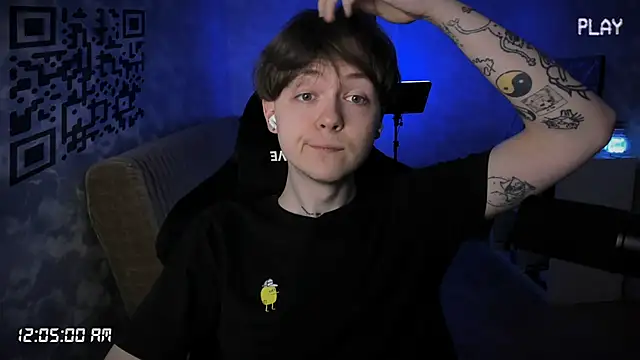 charonbaby1 online show from 10/29/25, 09:05