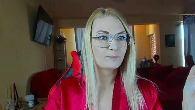 Snapshot of sugar_mayy chatting on 01/17/25, 06:47 sugar mayy online show from 01/17/25, 06:47