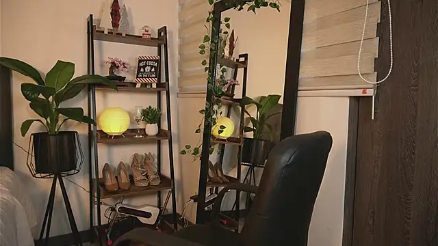 alexajhonsonsof online show from 12/04/24, 10:41