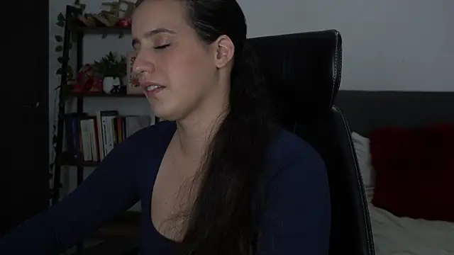 alexajhonsonsof online show from 11/19/25, 03:23