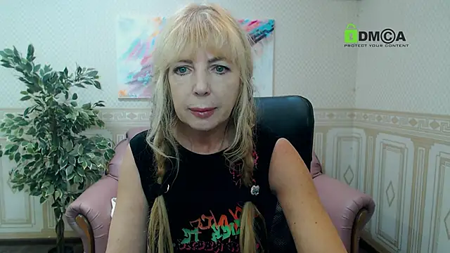 Snapshot of Anna_Diax chatting on 12/05/24, 12:44 Anna Diax online show from 12/05/24, 12:44