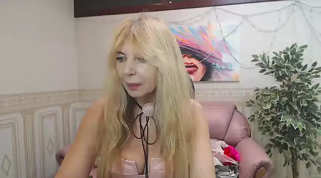 Snapshot of Anna_Diax chatting on 01/22/25, 03:29 Anna Diax online show from 01/22/25, 03:29