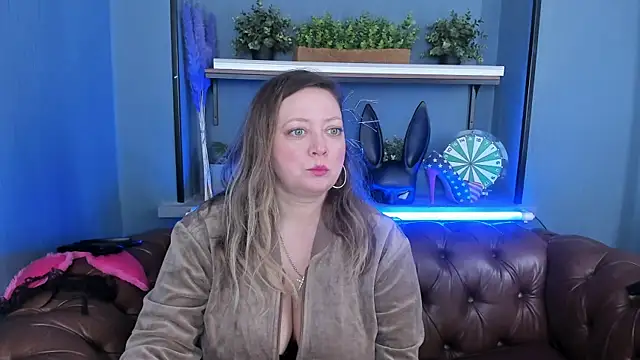 Snapshot of JesiaFoxi chatting on 01/30/25, 12:48 JesiaFoxi online show from 01/30/25, 12:48
