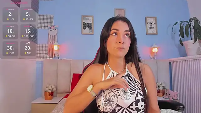 lyzzi smith01 online show from 12/23/24, 07:20