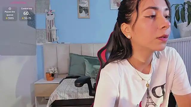 lyzzi smith01 online show from 12/30/24, 07:32