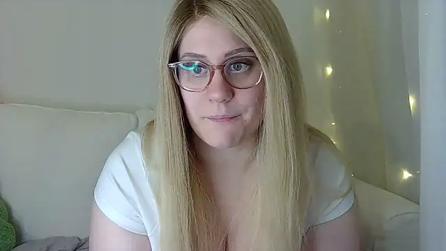 Snapshot of miramore chatting on 12/03/24, 06:38 miramore online show from 12/03/24, 06:38