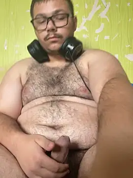 Snapshot of wulfgar5677 chatting on 09/24/25, 12:52 wulfgar5677 online show from 09/24/25, 12:52