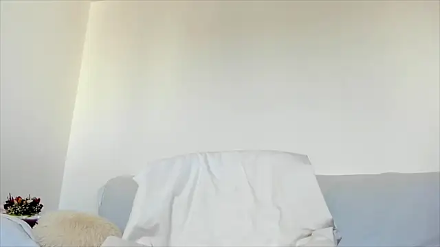 hornyemma   online show from 03/19/25, 09:06