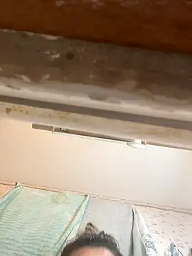 Snapshot of hotNReady6969 chatting on 10/08/25, 04:32 hotNReady6969 online show from 10/08/25, 04:32